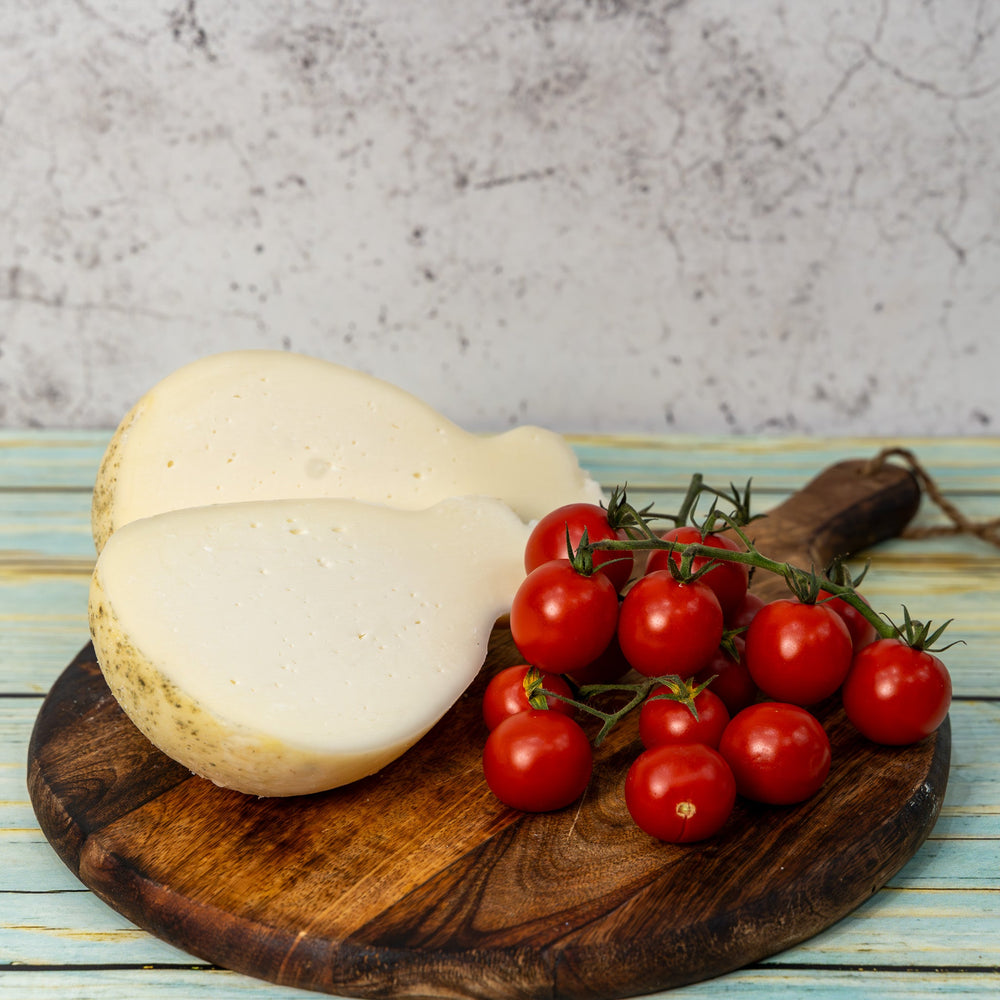 Caciocavallo - Fattoria della bonifica