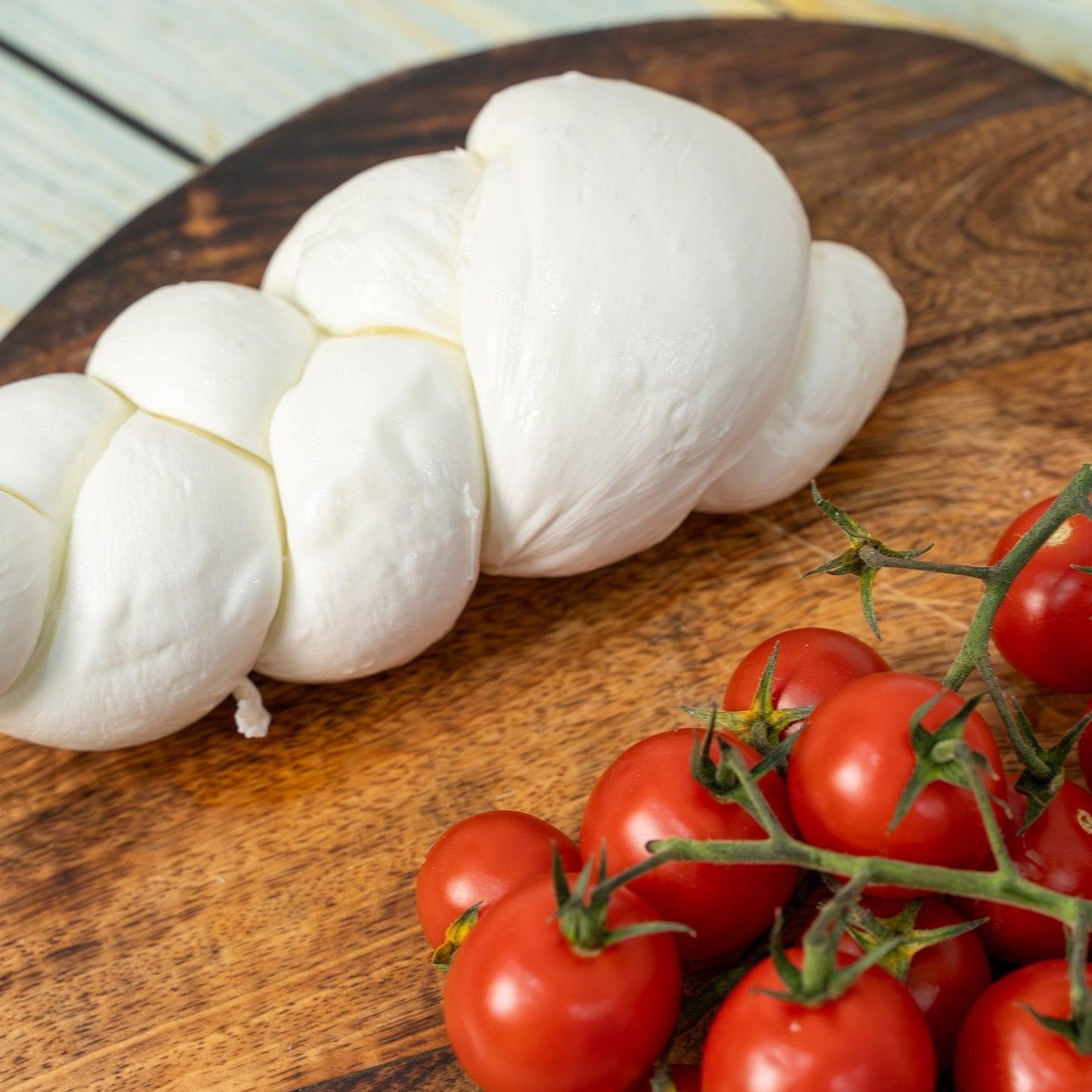 Treccia di Mozzarella di Bufala - Fattoria della bonifica