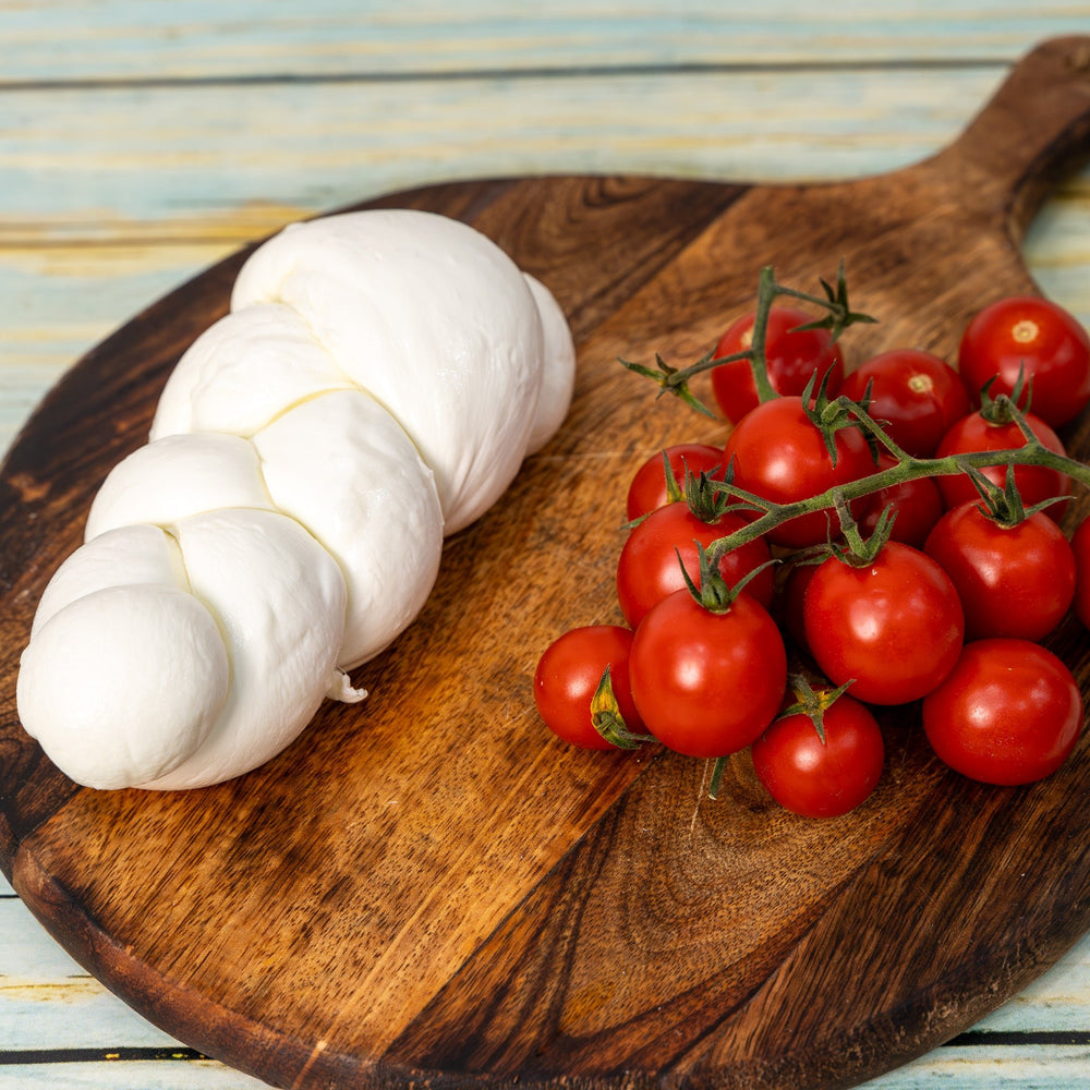 Treccia di Mozzarella di Bufala - Fattoria della bonifica